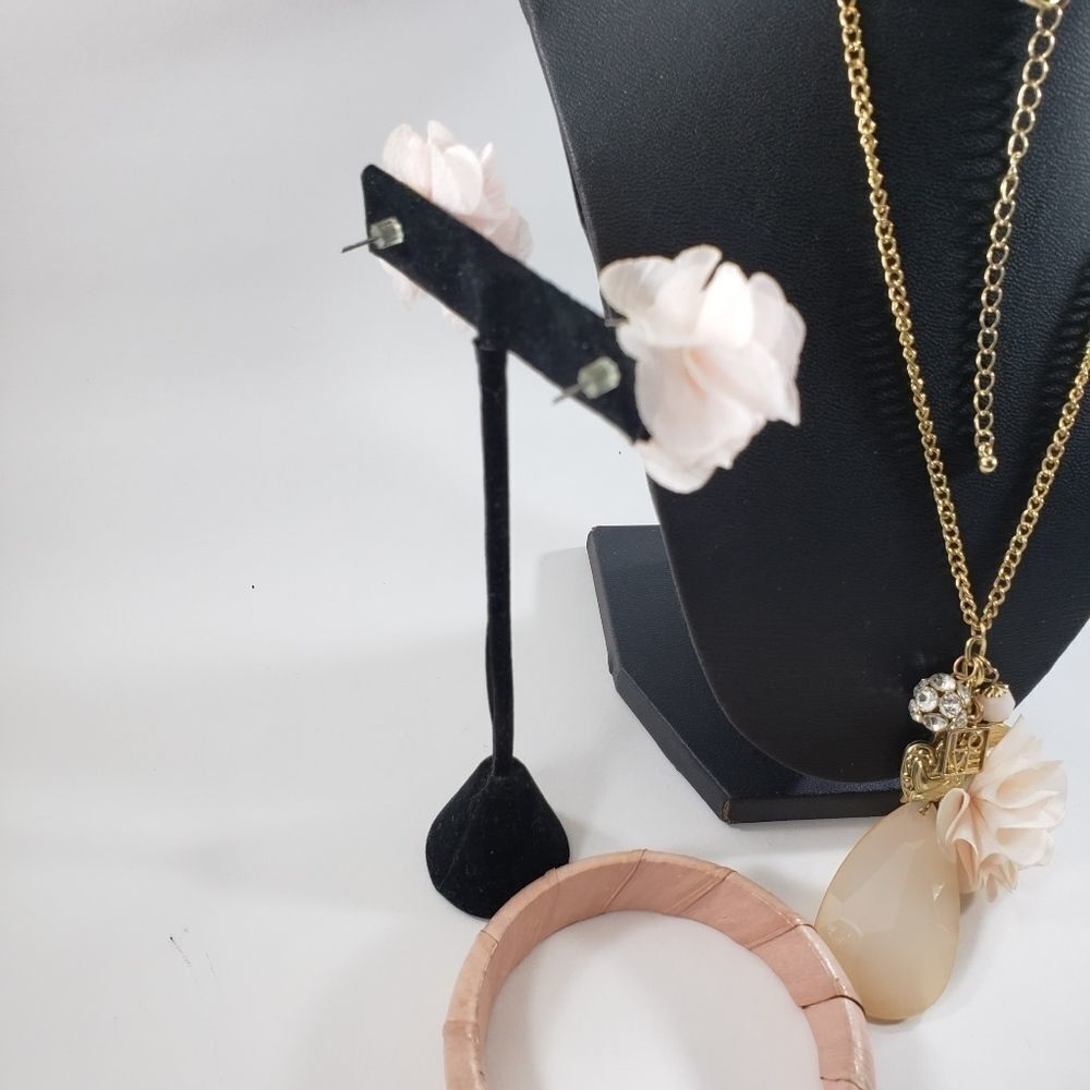 3 pc set pink poof flower earrings charm necklace - Picture 4 of 5